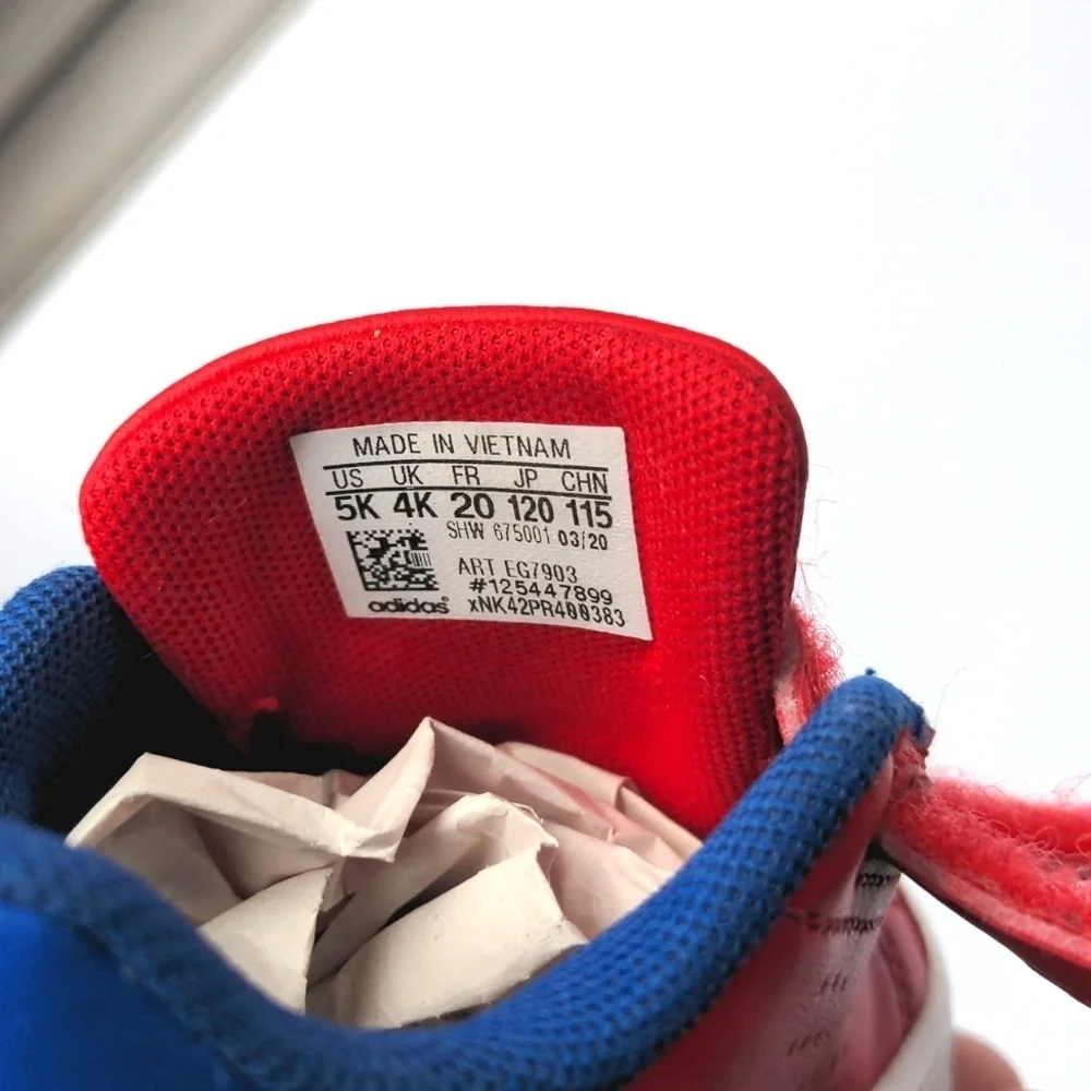 Adidas x Marvel Infant Advantage Spider-Man Hook-and-Loop Sneakers